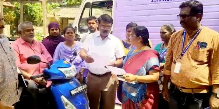 மன்னார்குடி சட்டமன்ற தொகுதியில் மாற்றுத்திறனாளிகள் தேர்தலில் வாக்களிக்கும் விழிப்புணர்வு பிரச்சாரம்