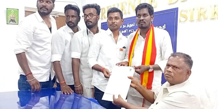 சீர்காழியில் TVK வேட்பாளர் வேட்பு மனு தாக்கல். JCP மூலம் மலர்கள் பரிவட்டம் கட்டி வரவேற்பு