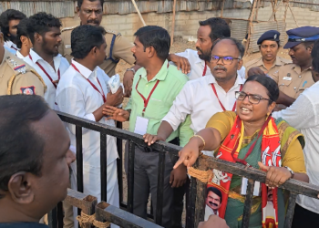 தரங்கம்பாடி 50 ஆண்டு பிறகு சந்தித்த TELC பிஷப் ஜான்சன் மேல்நிலைப்பள்ளி முன்னாள் மாணவர்கள் & ஆசிரியர் சந்திப்பு