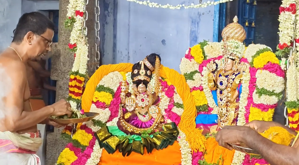 திருவிளையாட்டம் கிராமத்தில் உள்ள ஸ்ரீ குசும சீதளாம்பிகை என்கிற ஸ்ரீ மாரியம்மன் கோவிலில் 53 ஆம் ஆண்டு தீமிதி திருவிழா