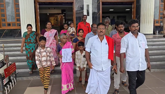 கஞ்சாநகரம் கிராமத்தில் தங்கள் இடத்தை கோயில் இடம் என்று கூறி ஆக்கிரமித்து தீக்குழி அமைக்க முயற்சிப்பதாக குற்றம் கோரிக்கை