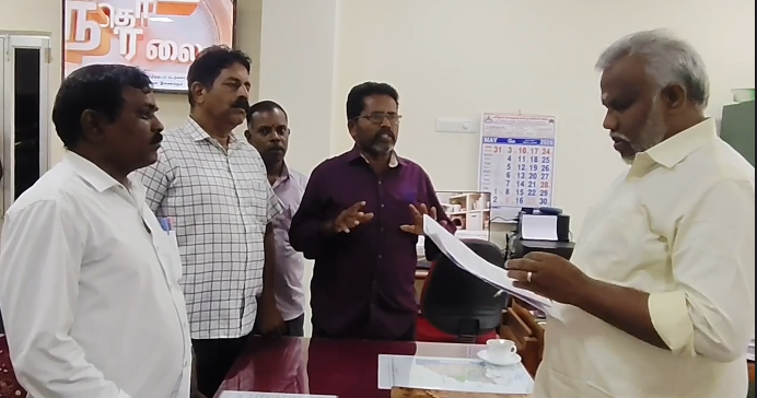 TTV தினகரன் என்னை கட்சியை விட்டு நீக்கியதால் தான் நான்  முதல்வர் ஜோசப் விஜய்க்கு ஆதரவு