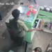 பட்டப்பகலில், திறந்திருந்த தேனீர் கடையில், கல்லாப்பெட்டியை திறந்து 9000 பணத்தை திருடிய CCTV