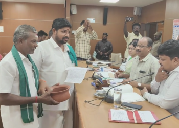 தமிழகத்தில் TVK அரசு குதிரை பேரம் பேசி ADMK சட்டமன்ற உறுப்பினர்களை விலைக்கு வாங்கிவருவதாக பசுபதி விமர்சனம்