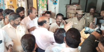 குத்தாலம் மன்மதீஸ்வரர் கோயில் இடம் ஆக்கிரமிப்பில் இருந்து மீட்டு கோயிலுக்கு சொந்தமான இடம் என விளம்பரபலகை வைப்பு