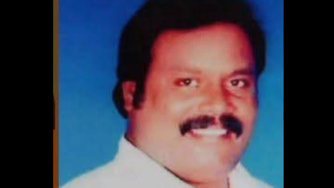 உலக பட்டினி தினம்: விழுப்புரம் வள்ளலார் மாளிகையில் பொதுமக்களக்கு TVK சார்பில் அறுசுவை உணவு