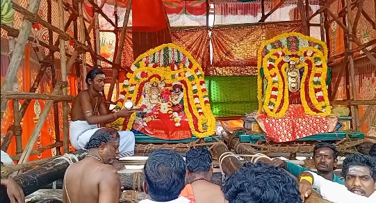 மேலப்பட்டமங்கலம் கிராமத்தில் உள்ள தீப்பாய்ந்தாள் அம்மன் & சப்தகன்னிகள் கோயிலில் மகா கும்பாபிஷேகம்