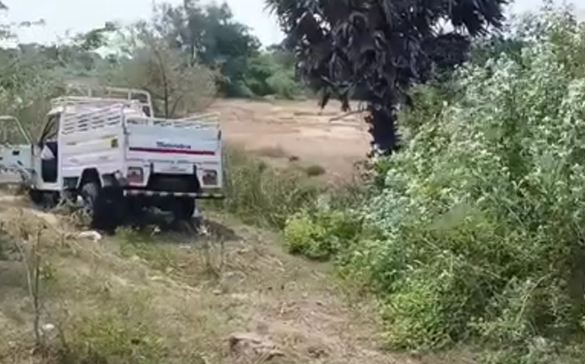 எட்டுக்குடியில் சித்ரா பௌர்ணமி திருவிழாவை முன்னிட்டு அன்னதானம் வழங்கிய திருத்துறைப்பூண்டி கிளை சங்கத்தினர்