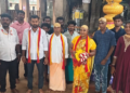 சீர்காழியில் TVK சார்பாக போட்டியிட்ட வேட்பாளர் வாக்கு அளித்த வாக்களருக்கு இனிப்பு வழங்கி நன்றி