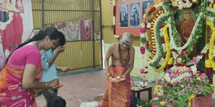விழுப்புரம் ADMK அலுவலக சாவி ஒப்படைப்பு: புதிய மாவட்ட செயலாளர் பசுபதி இருக்கையில் அமர்ந்தார்