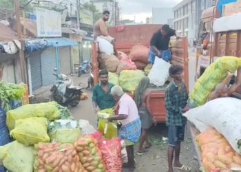 வழுவூர் வளையாம்பட்டினம் பாலமுருகன் ஆலயத்தில் 42-ம் ஆண்டு சித்ரா பௌர்ணமி மகோத்ஸவ உற்சவ திருக்கல்யாண வைபவம்