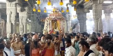 TVK பதவி ஏற்க அழைக்காத தமிழக கவர்னரை கண்டித்து சீர்காழியில் காங்கிரஸ் கட்சி சார்பில் ஆர்ப்பாட்டம்