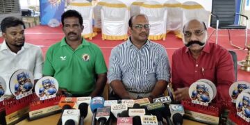 TVK பதவி ஏற்க அழைக்காத தமிழக கவர்னரை கண்டித்து சீர்காழியில் காங்கிரஸ் கட்சி சார்பில் ஆர்ப்பாட்டம்