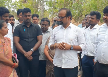 தமிழகத்தில் அரசு நேரடி நெல் கொள்முதல் நிலையத்தில் வேலை செய்யும் பணியாளர்களுக்கு மூட்டைக்கு ரூபாய் 40 வெங்கட்ராமன் விளக்கம்