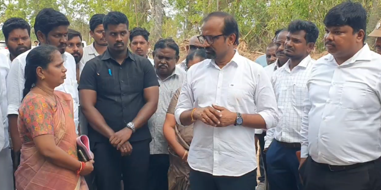 தமிழகத்தில் அரசு நேரடி நெல் கொள்முதல் நிலையத்தில் வேலை செய்யும் பணியாளர்களுக்கு மூட்டைக்கு ரூபாய் 40 வெங்கட்ராமன் விளக்கம்