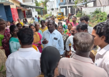 கங்கணம்புத்தூர் ஊராட்சியில் சாலைவசதி செய்து தர வலியுறுத்தியும், குடிநீர் வழங்ககோரியும் ஆர்ப்பாட்டம்