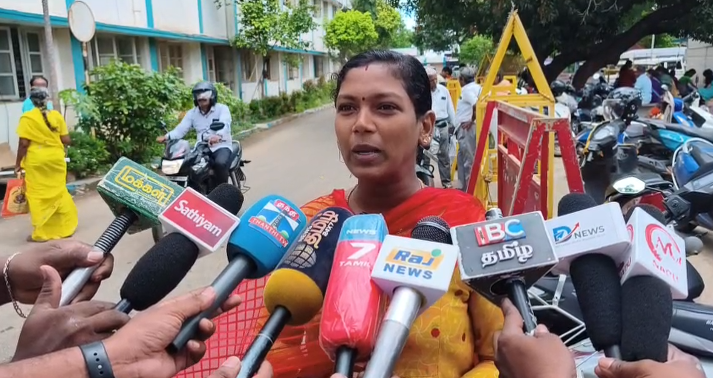 முதலமைச்சர் பிறந்தநாள் விழா மாணவர்களுக்கு கல்வி உதவித்தொகை, பயனாளிகளுக்கு நலத்திட்டங்கள்