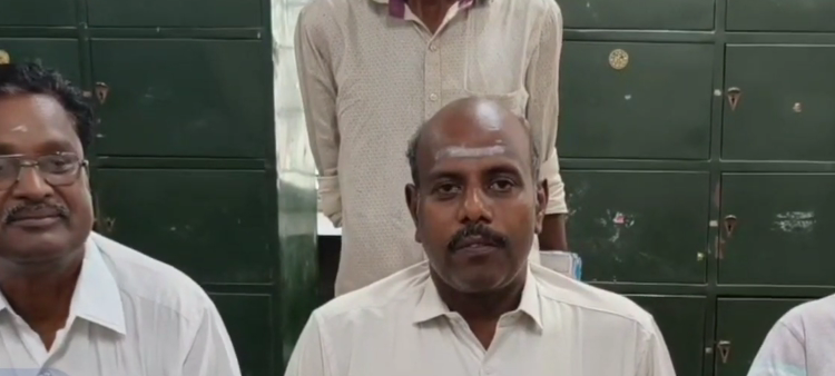 முன்னாள் அமைச்சர் காமராஜை கடுமையாக வெளுத்தடுத்த புதிய அதிமுக மாவட்ட செயலாளர் ஆர்.டி மூர்த்தி