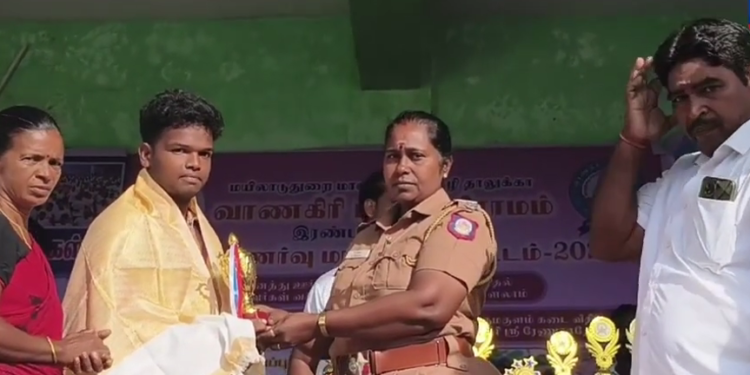 முன்னாள் அமைச்சர் காமராஜை கடுமையாக வெளுத்தடுத்த புதிய அதிமுக மாவட்ட செயலாளர் ஆர்.டி மூர்த்தி