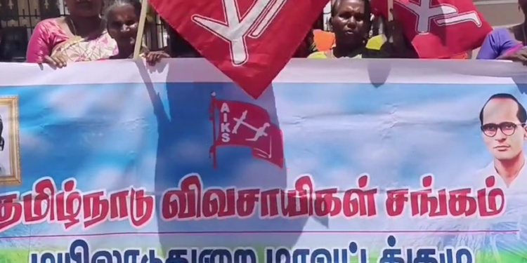 தருமபுரம் ஆதீன பட்டினப்பிரவேசம் நிகழ்ச்சியில் பங்கேற்க வந்த பிரபல பாடகர் வேல்முருகன்