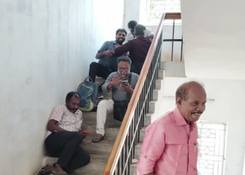 மயிலாடுதுறை நீதிமன்ற வளாகத்தில் 1093 வழக்குகளில் 1கோடியே 95 லட்சம் ரூபாய்க்கு சமரசத் தீர்வு