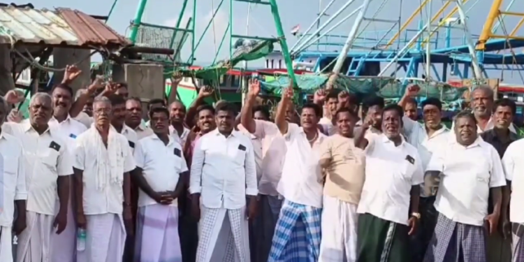 மயிலாடுதுறை நீதிமன்ற வளாகத்தில் 1093 வழக்குகளில் 1கோடியே 95 லட்சம் ரூபாய்க்கு சமரசத் தீர்வு