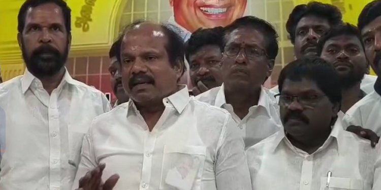 மயிலாடுதுறை நீதிமன்ற வளாகத்தில் 1093 வழக்குகளில் 1கோடியே 95 லட்சம் ரூபாய்க்கு சமரசத் தீர்வு