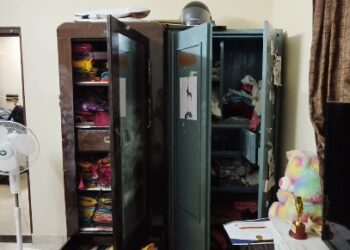 சீர்காழியில் பட்டப் பகலில் வீட்டின் பூட்டை உடைத்து பல லட்சம் மதிப்புள்ள வெள்ளி பொருட்கள் திருட்டு