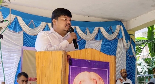 தமிழ்நாட்டின் முன்னாள் முதல்வர் கலைஞர் அவர்களின் 103 வது பிறந்த முன்னிட்டுDr.லட்சுமணன் தலைமையில் அமைதி ஊர்வலம்