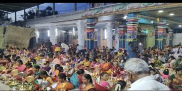 கருவாழக்கரை ஸ்ரீ காமாட்சி அம்மன் கோயிலில் ஆடி மூன்றாவது வெள்ளியை முன்னிட்டு திருவிளக்கு பூஜை.