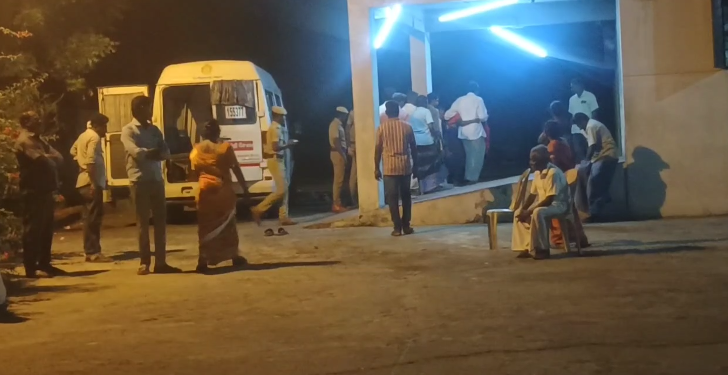 விழுப்புரம் நகராட்சி கூட்டத்தில் உதயநிதி ஸ்டாலின் படத்திற்கு எதிர்ப்பு – அதிமுக, காங்கிரஸ் உறுப்பினர்கள் அமளி