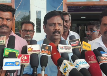 திருவாரூரில் ஆட்டோ தொழிற்சங்க தலைவர்கள் மீது போடப்பட்ட பொய் வழக்குகளை வாபஸ் வாங்க CITUசார்பில் ஆர்ப்பாட்டம்