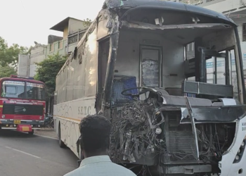 திருவாரூரில் ஆட்டோ தொழிற்சங்க தலைவர்கள் மீது போடப்பட்ட பொய் வழக்குகளை வாபஸ் வாங்க CITUசார்பில்  ஆர்ப்பாட்டம்