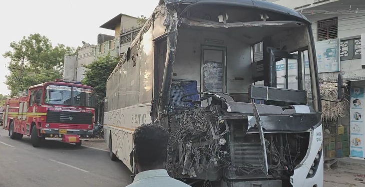 திருவாரூரில் ஆட்டோ தொழிற்சங்க தலைவர்கள் மீது போடப்பட்ட பொய் வழக்குகளை வாபஸ் வாங்க CITUசார்பில் ஆர்ப்பாட்டம்
