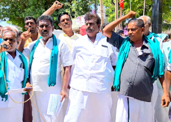 திருவாரூரில் ஆட்டோ தொழிற்சங்க தலைவர்கள் மீது போடப்பட்ட பொய் வழக்குகளை வாபஸ் வாங்க CITUசார்பில் ஆர்ப்பாட்டம்