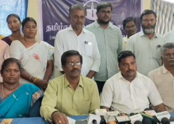 விழுப்புரம் ஊரக வளர்ச்சித் துறை பணிகளில் மத்திய மாநில அரசு திட்டங்களை செயல்படுத்தும் பணியாளர்கள் பதவி உயர்வு கோரி கோரிக்கை