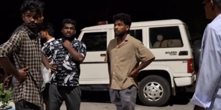 புதுப்பிக்கப்பட்ட விழுப்புரம் சட்டமன்ற அலுவலகத்தை Dr.லட்சுமணன் திறந்தார்