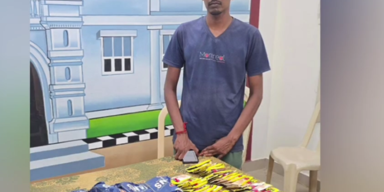 திருவாரூரில் மெடிக்கலில் குட்கா விற்ற இருவர் கைது 37 கிலோ குட்கா பறிமுதல்