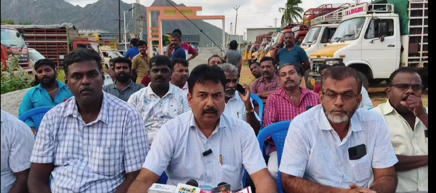 கன்னியாகுமரி மாவட்டம்: நாளை முதல் கோழி கடைகளை அடைத்து காலவரையற்ற வேலை நிறுத்த போராட்டத்தை தற்காலிகமாக வாபஸ்