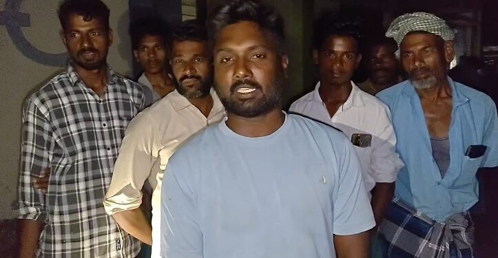 திருமுல்லைவாசல் அரசுமாதிரி மேல்நிலைப்பள்ளியில் போதைப்பொருள்கள் ஒழிப்பு ஆட்சியர் ஸ்ரீகாந்த் தலைமையில் விழிப்புணர்வு