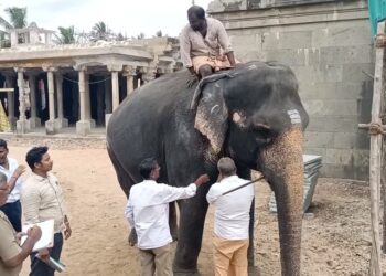 ADMKமுன்னாள் அமைச்சர் CV.சண்முகம் அவருடைய அண்ணன் ராதாகிருஷ்ணன் உள்ளிட்ட 6 பேர் மீது புகார்