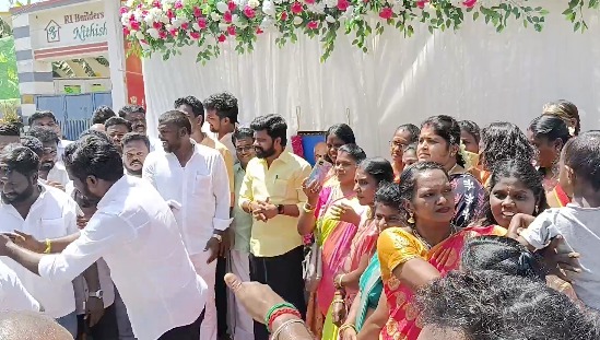 மாயூரநாதர் கோயில் யானையை வயதைக்காரணம் காட்டி ஓய்வு தேவையில்லை, நல்ல பராமரிப்பு வழங்க ஆர்வலர் கருத்து