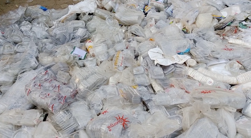 திருவாரூரில் மெடிக்கலில் குட்கா விற்ற இருவர் கைது 37 கிலோ குட்கா பறிமுதல்