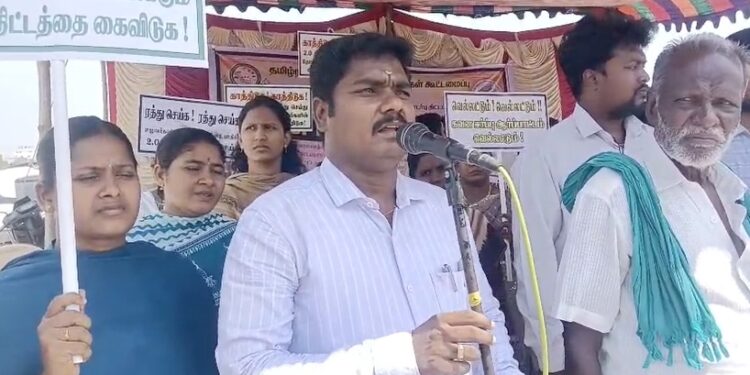 திருவாரூரில் மெடிக்கலில் குட்கா விற்ற இருவர் கைது 37 கிலோ குட்கா பறிமுதல்