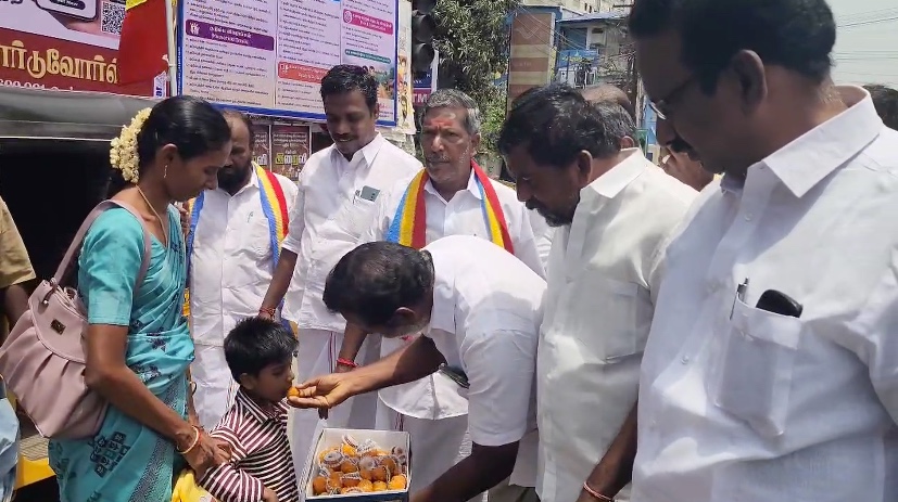 திருவாரூரில் மெடிக்கலில் குட்கா விற்ற இருவர் கைது 37 கிலோ குட்கா பறிமுதல்