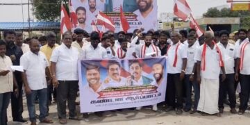 சீர்காழியில் ஓட்டுனர் பயிற்சிக்கு ரும் பெண்களுக்குதொல்லை தரும் பயிற்சியாளர் மீது நடவடிக்கைஎடுக்க மனு
