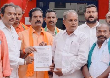 மயிலாடுதுறையில் பிரதமர் மோடி உருபொம்மை எரிந்தவர்கள் மீது தேசிய பாதுகாப்பு சட்டத்தின் கீழ் நடவடிக்கை எடுக்க பாஜக கோரிக்கை