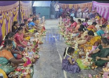 அறுபத்துமூவர் பேட்டையில் ஸ்ரீ சப்த மாதா என்கிற பிடாரி அம்மன் கோவிலில் ஆஷாட நவராத்திரியை முன்னிட்டு திருவிளக்கு பூஜை
