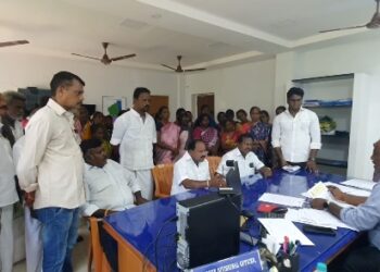 அறுபத்துமூவர் பேட்டையில் ஸ்ரீ சப்த மாதா என்கிற பிடாரி அம்மன் கோவிலில் ஆஷாட நவராத்திரியை முன்னிட்டு திருவிளக்கு பூஜை