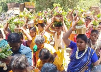 மயிலாடுதுறை உள்ள கழனிவாசல் காவல் சோதனை சாவடியில் Gpay50 ரூபாய் லஞ்சம் பெற்றதாக குற்றச்சாட்டு
